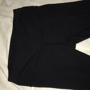 lululemon athletica Pants - Gently used classic mid rise 28” lulu lemon leggi lululemon athletica Pants - Gently used classic mid rise 28” lulu lemon leggi